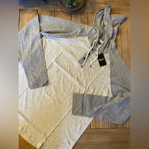 Estepoba mens size large hooded long sleeve shirt